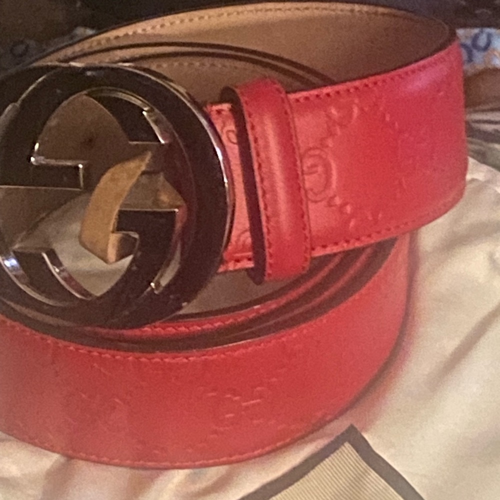 AUTHENTIC Gucci Belt in excellent condition